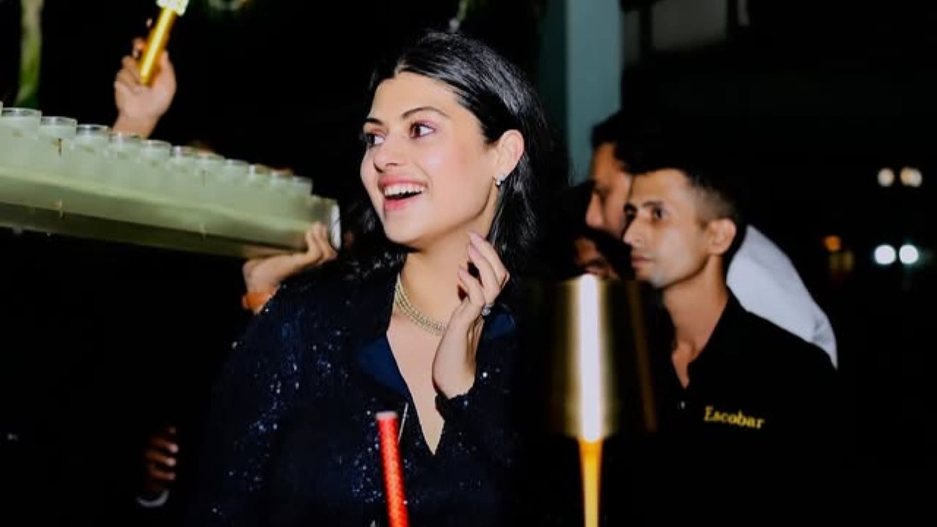 Zanai Bhosle and Mohammed Siraj Dating Rumors Spark After Their Candid Photo surfaced on internet