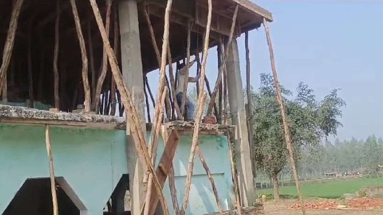 New construction done on the tomb without permission order to demolish it on complaint of BJP MP in Bareilly