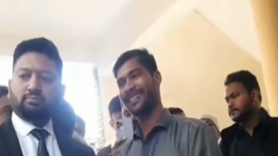story of Badal Babu of India and Sana Rani of Pakistan