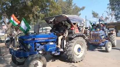 भाकियू टिकैत का ट्रैक्टर तिरंगा मार्च