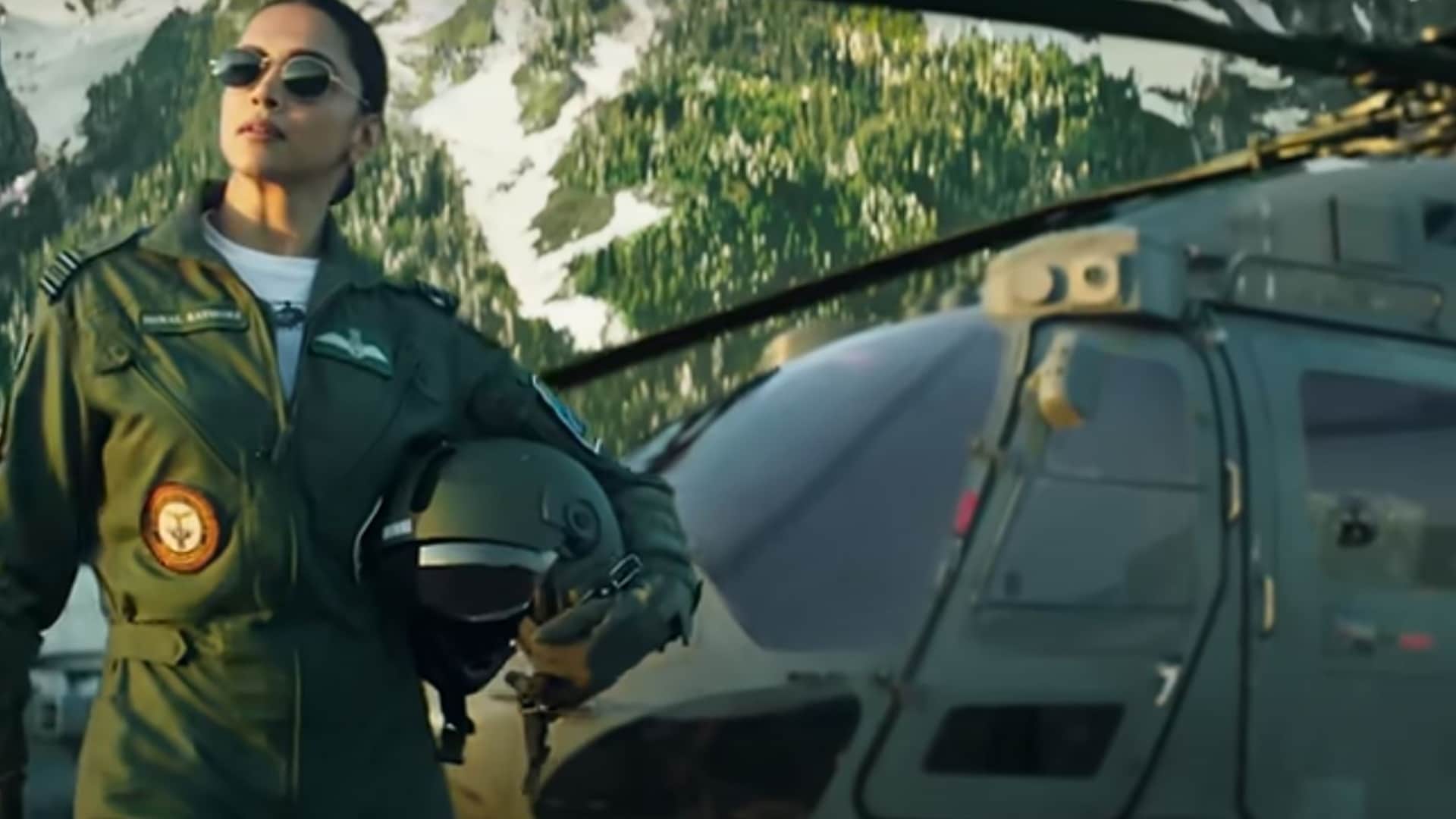 Bollywood Repblic Day patriotic movies actress deepika padukone alia bhatt sara ali khan janhvi kapoor sonam