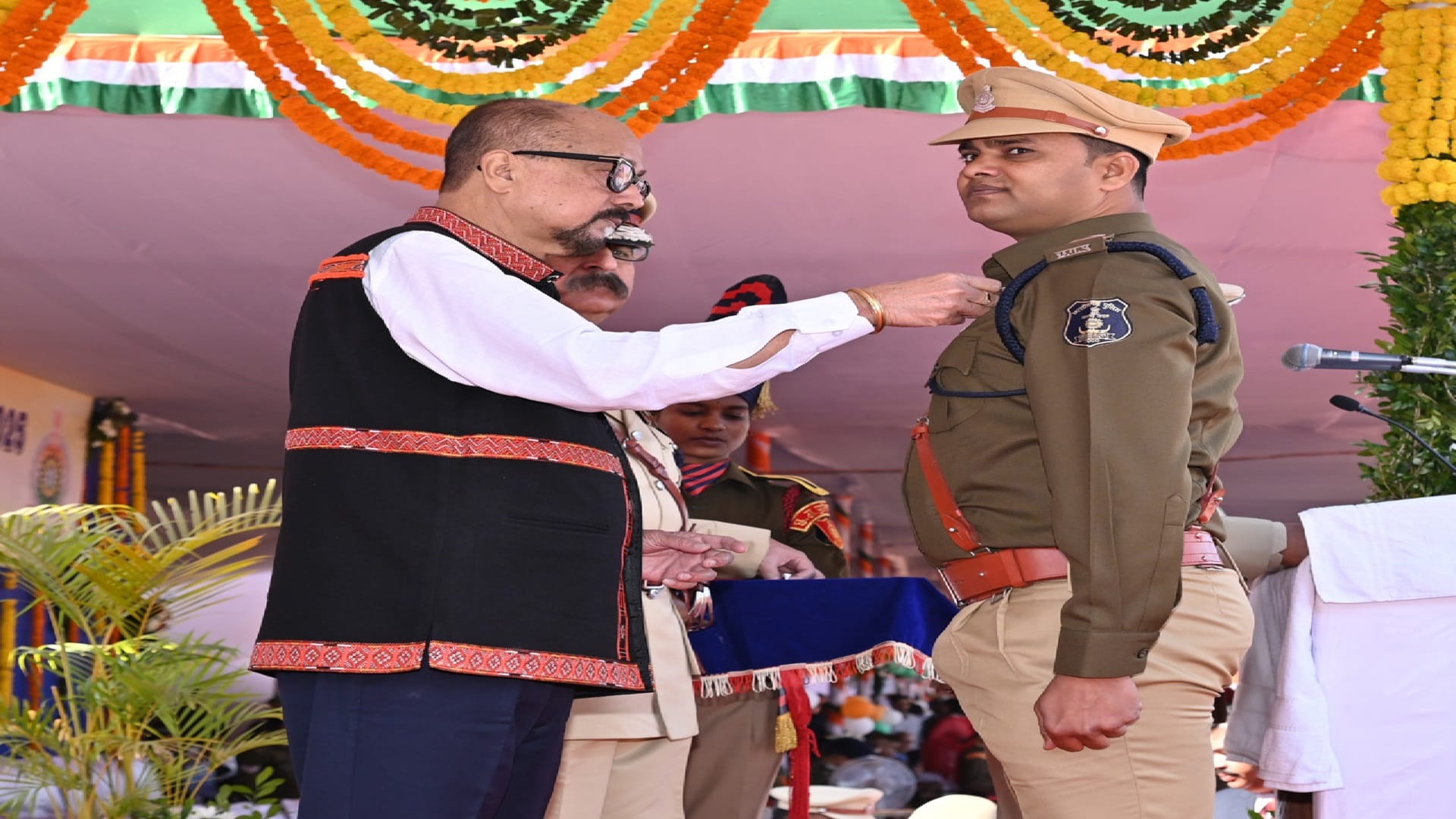 Republic Day on Governor in Raipur decorated 15 officers and employees with Police Gallantry Medal 2024, photo