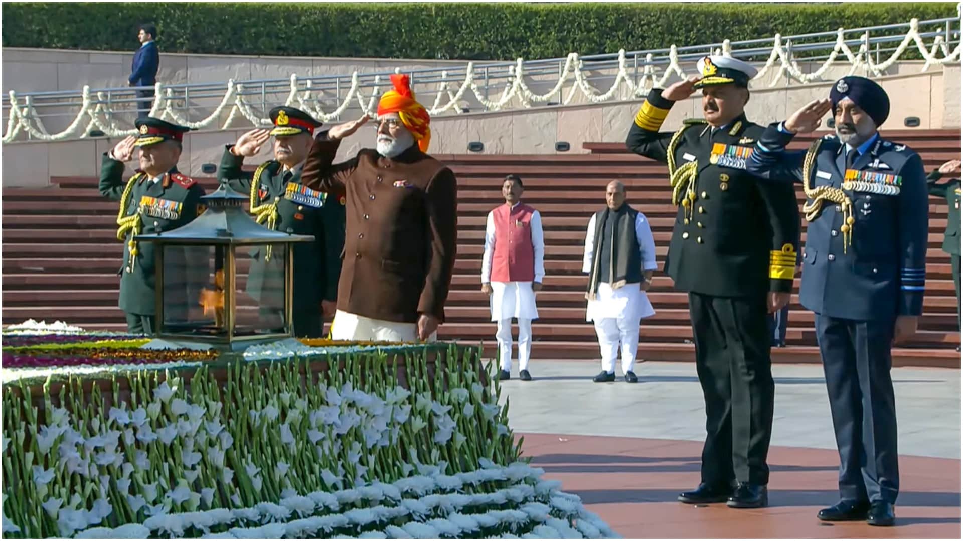 76th Republic Day Celebration President Draupadi Murmu PM Narendra Modi Rajnath Singh greeted people on India