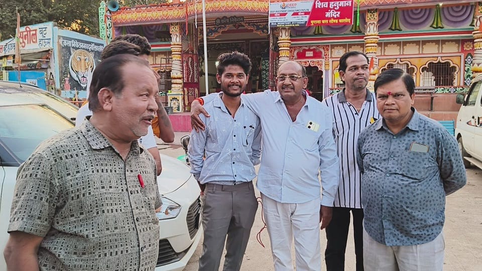 Meet youngest councillor candidate till date Ashutosh know how he got the ticket and what is his strategy in B