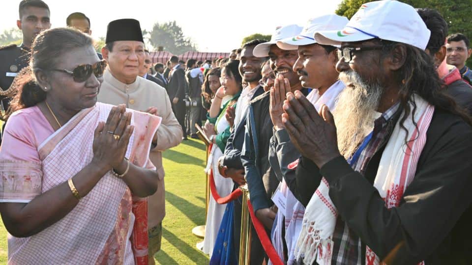 President Droupadi Murmu hosts at Home Ceremony with Cuisines from southern India