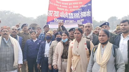 Equal pay equal work Bihar Raksha Vahini sit in Sasaram warning statewide agitation if demands not met