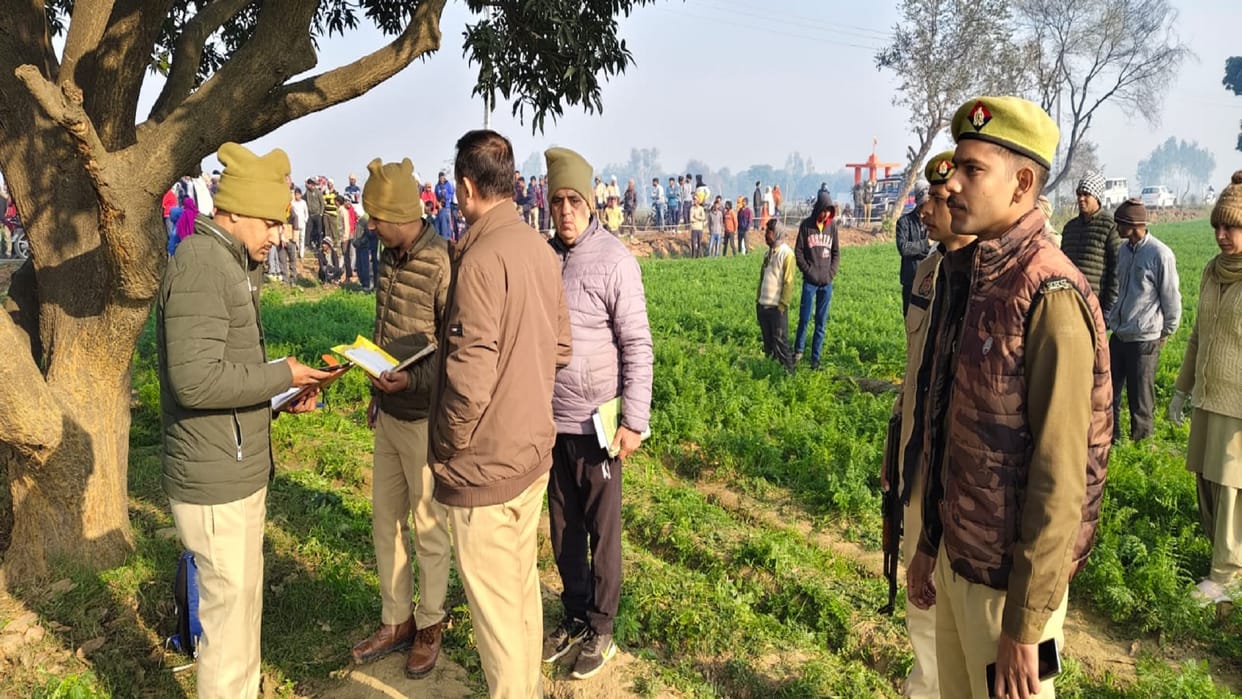 Bodies of a loving couple found hanging from a tree in Bulandshahr