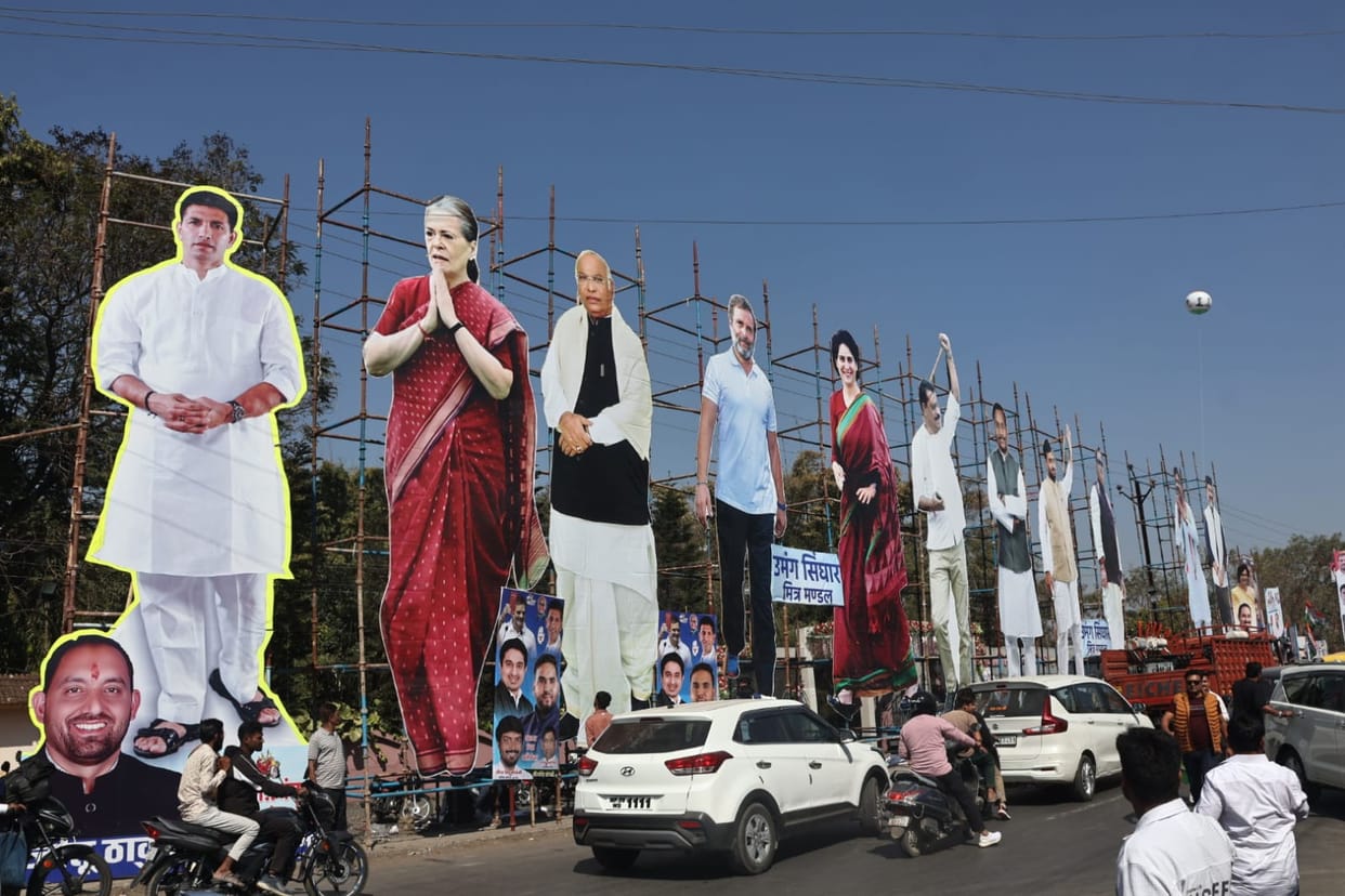 Indore: Diggi-Nath missing in big cutouts and hoardings, second line leaders took charge