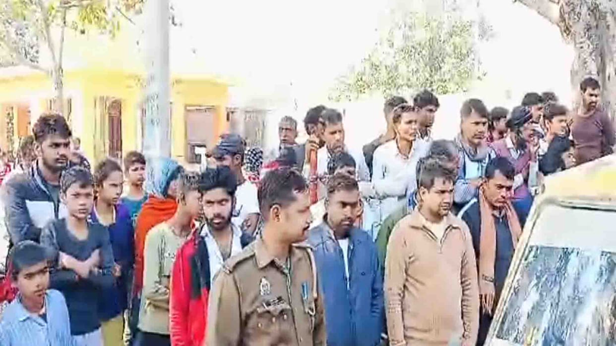 Fatehpur: 10-year-old girl dies after being hit by a school bus