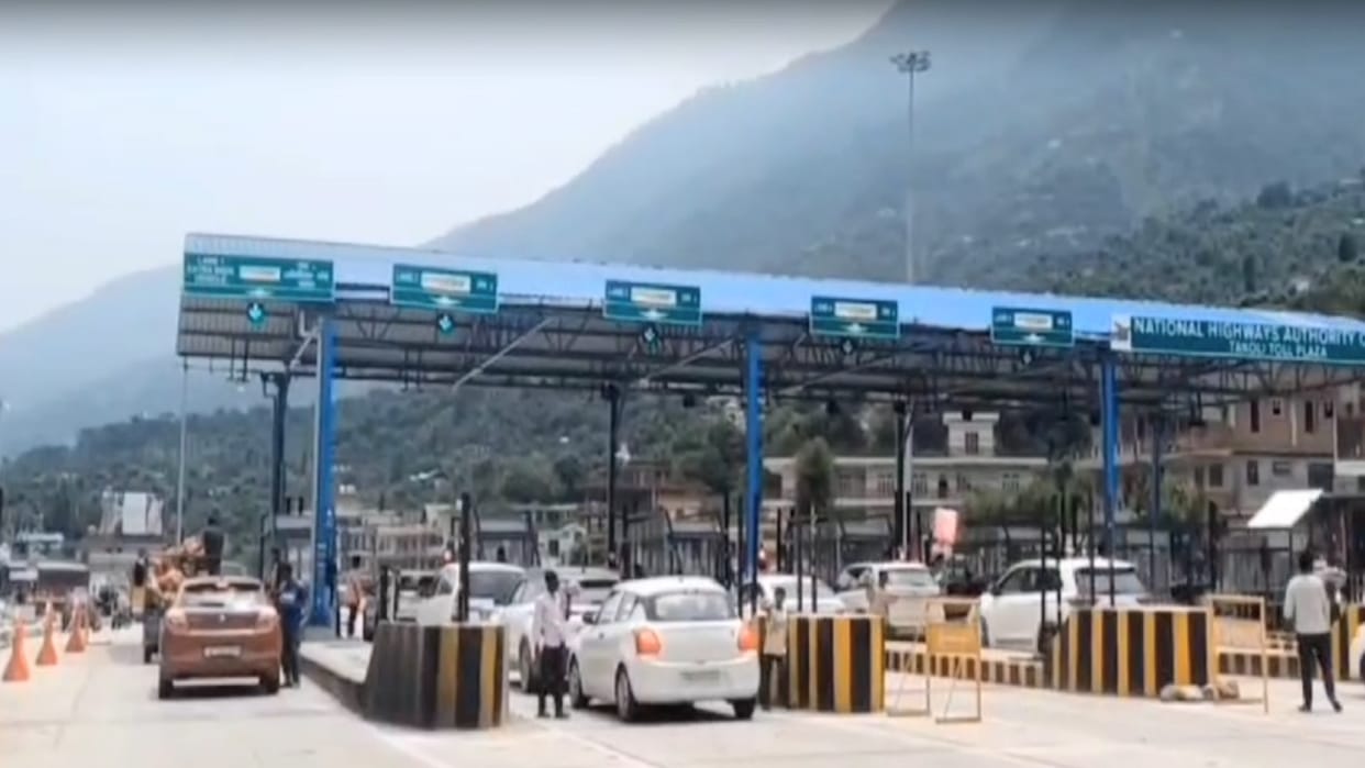 Now travelling on Nerchowk-Manali four lane is expensive, Takoli toll plaza started
