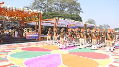 वनमंत्री ने ली परेड की सलामी