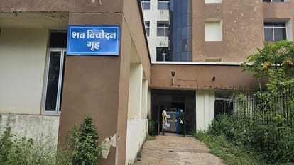 youth hanged himself in Narayanpur died during treatment a man was crushed by a bike rider in Bastar