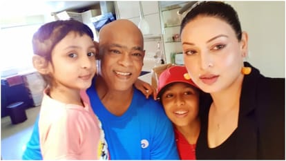 web series on Vinod Kamblis life script in writing stage shooting will start in November