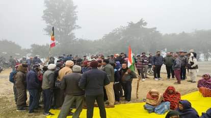 मौके पर जुटे ग्रामीण