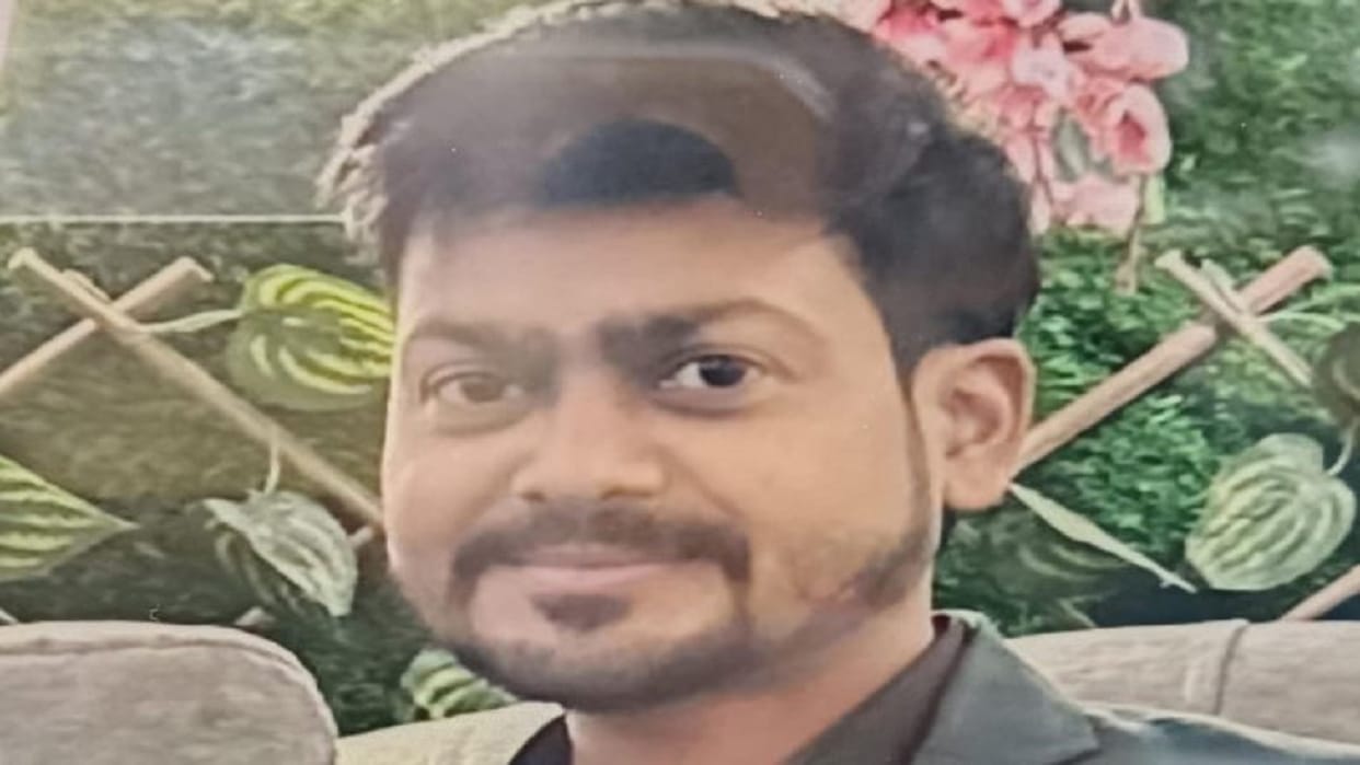 dead body of contract employee of the Electricity Corporation found in the room in Bareilly