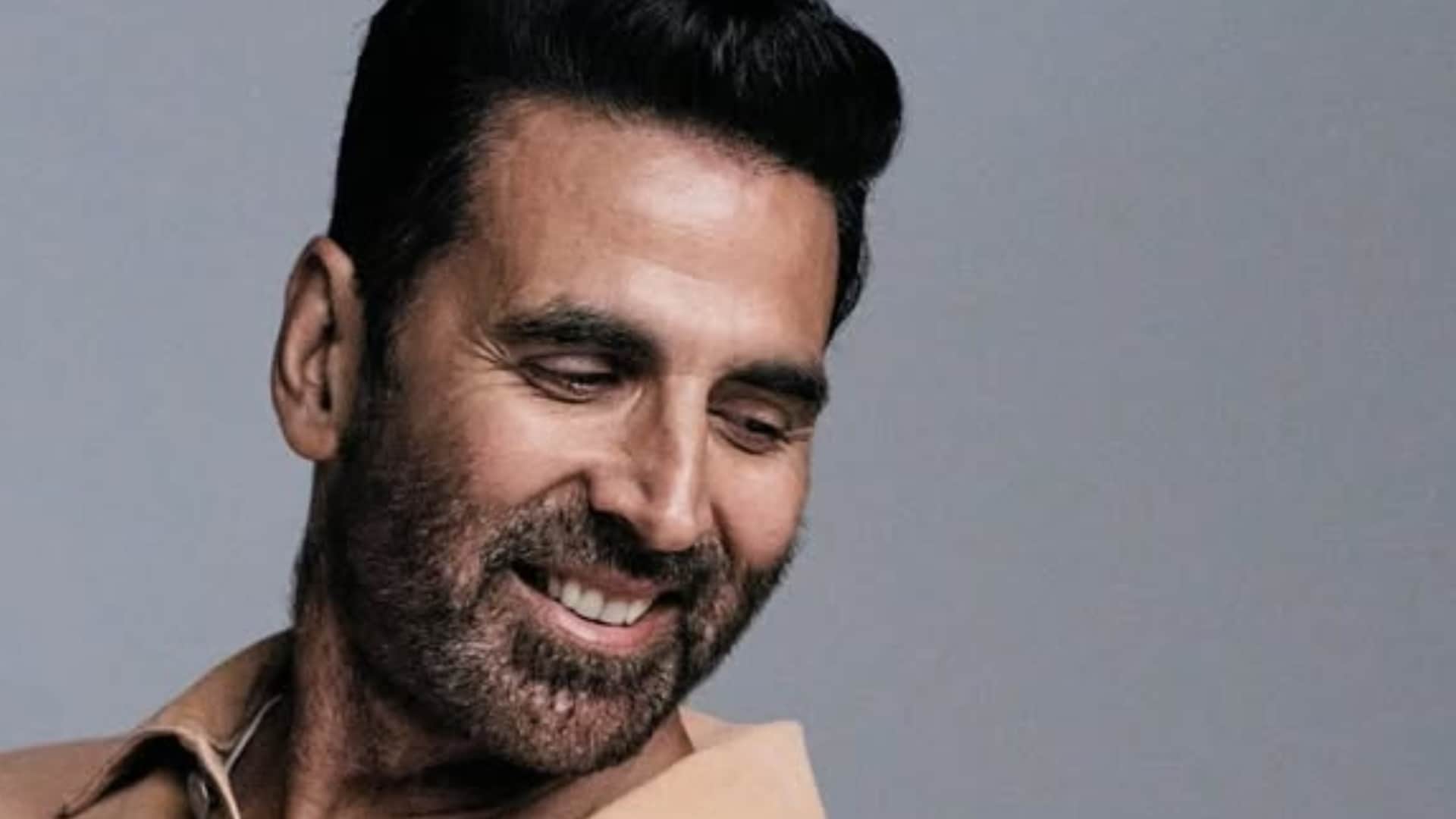 Sky Force actor Akshay Kumar shares risky stunt Angaaray that made Mahesh Bhatt worry said yeh mar jaayega