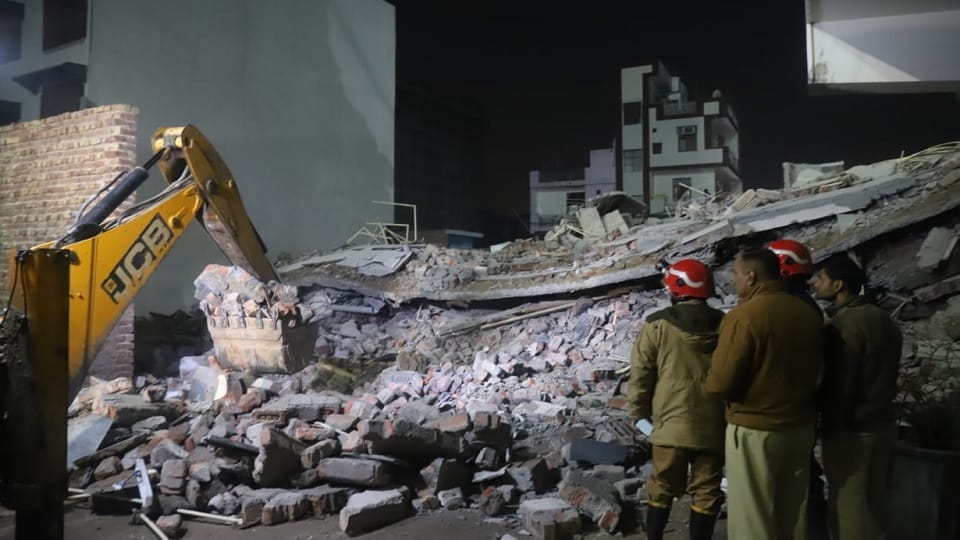Delhi Building Collapsed People trapped in the debris of the building in Burari were pleading to be rescued