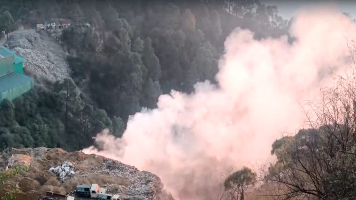 Fire broke out in garbage near Bharyal garbage plant in Shimla