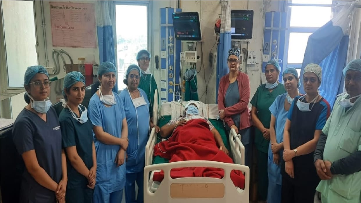 Rohtak PGI gave new life to the woman by removing 8 kg ovarian tumor, operation lasted for three hours