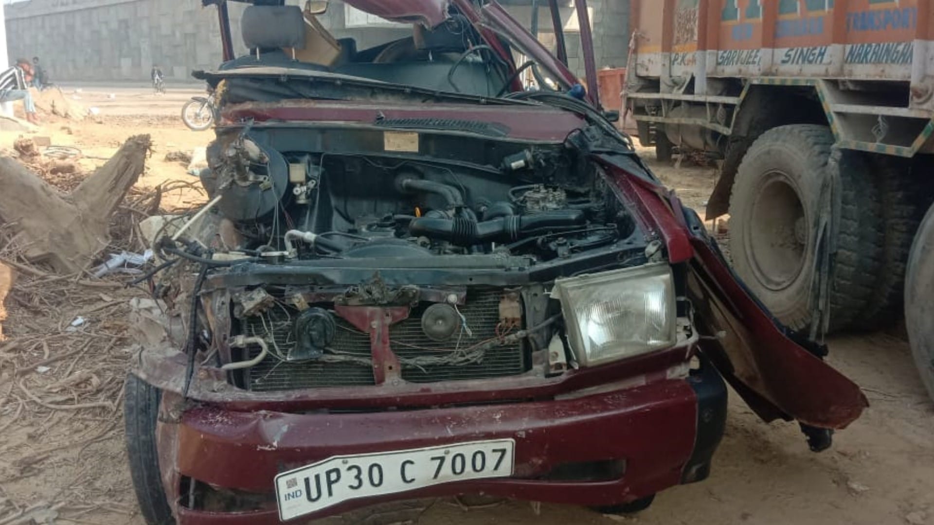 Four died and five injured in an accident on Raebareli Prayagraj highway in Raebareli.