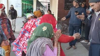 Kota News : अंधविश्वास के खेल में मृतक बच्चे की आत्मा लेने अस्पताल पहुंचे परिजन, चार साल पहले हुई थी मौत Kota : Family Members Arrive at Hospital to Retrieve Soul of Child Who Died 4 Years Ago in Superstition Ritual