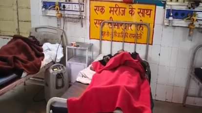 Road accident in Raebareli collision between tractor and Bolero Four devotees died Mauni Amavasya MahaKumbh