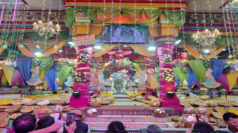 Mangala Aarti was not performed in Dwarkadhish temple devotees returned disappointed