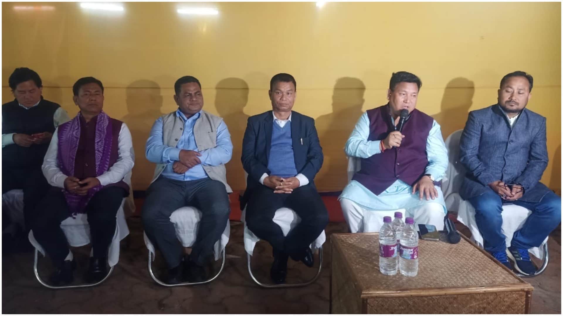 Assam: Planes are not able to land at airport of Bodoland 30 flights canceled in 60 days