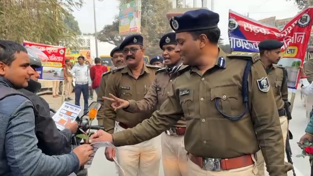Bihar News: Saran Police launched awareness campaign, helmet, Bihar Police News, road safety