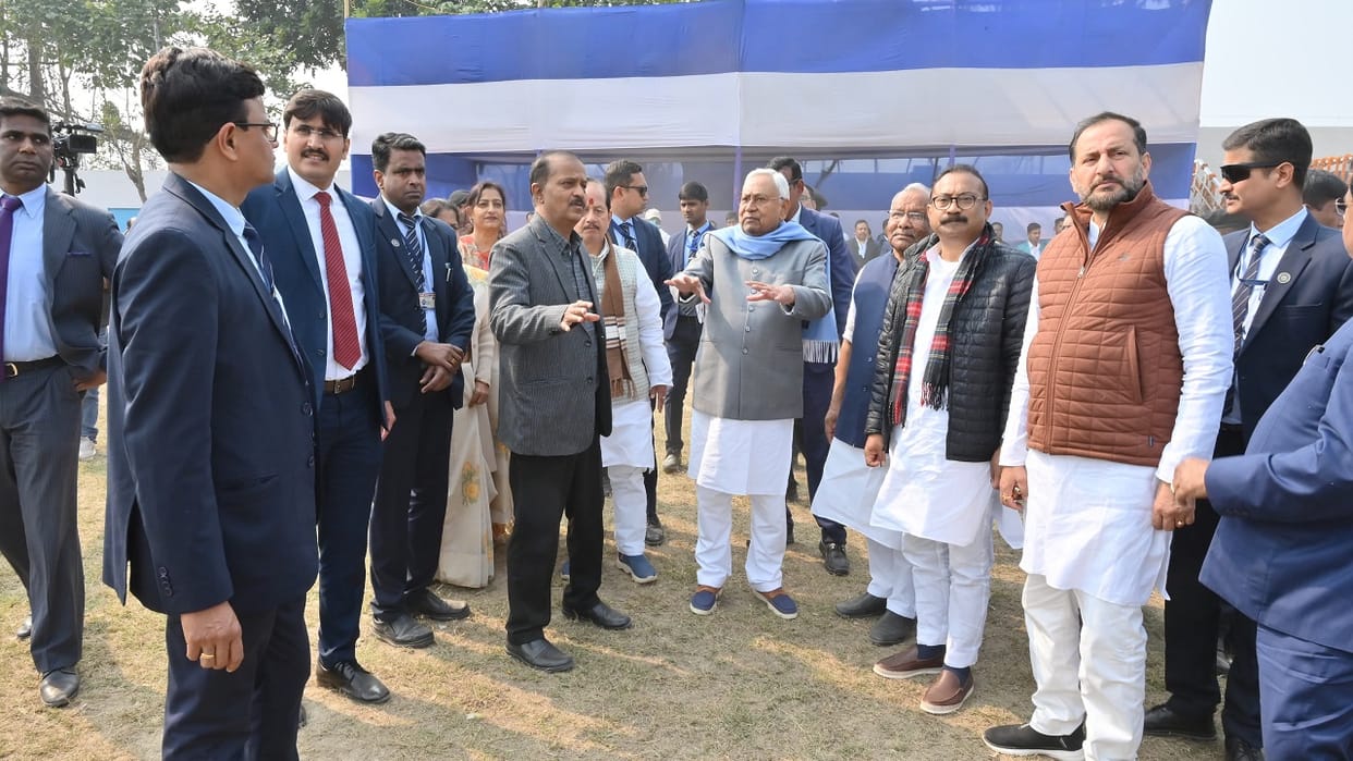 Bihar News: Pragati Yatra reached Katihar, CM Nitish gifted schemes worth crores of rupees to the people.