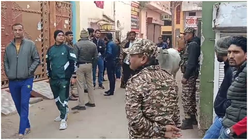 जय श्री गायत्री फूड के मुख्यालय पर ईडी का छापा।