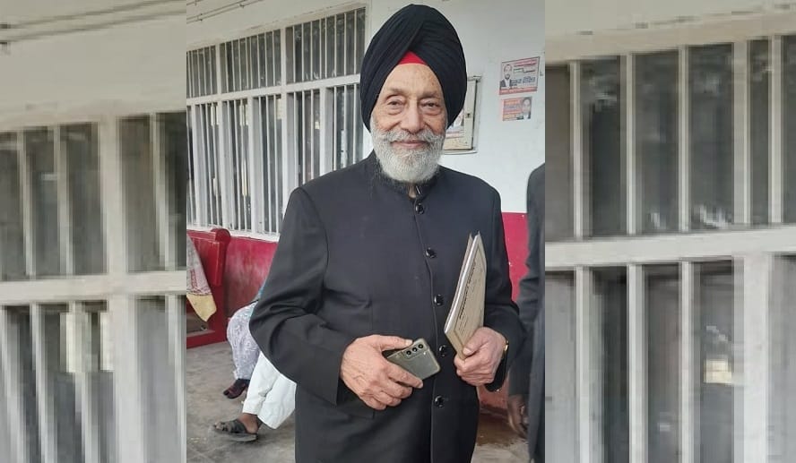 Former MLC filed a defamation case against the builders family demanded Rs 10 crore in damages