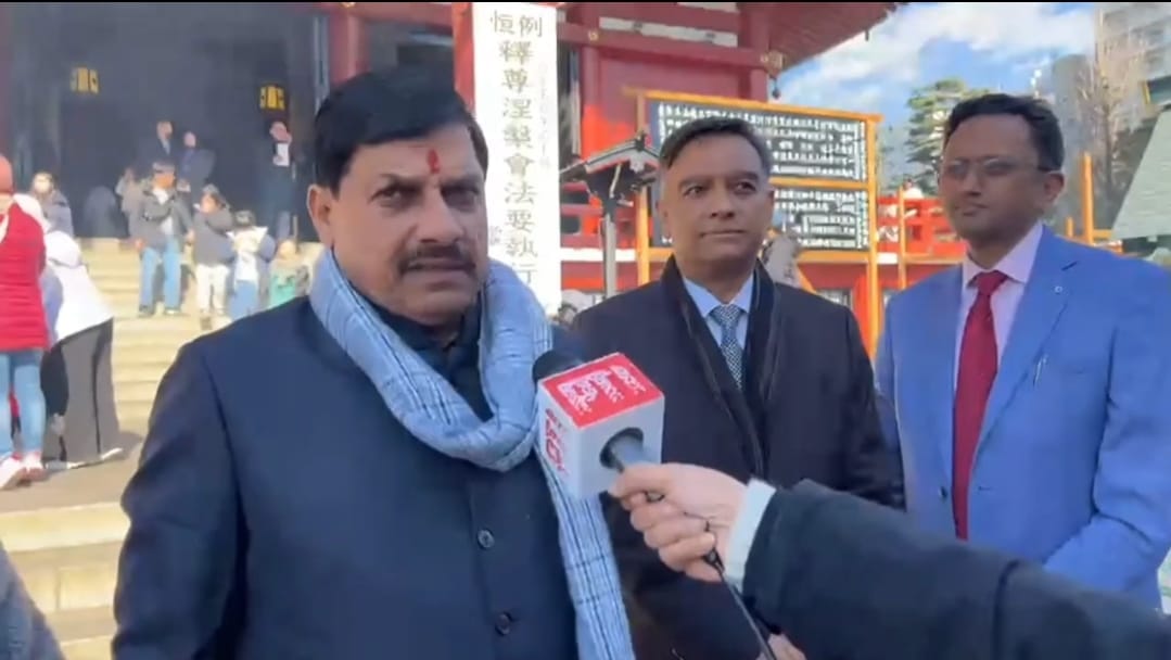 MP News: CM Dr. Yadav visited Lord Buddha in Sensoji temple and said - inspired the world with spiritual life