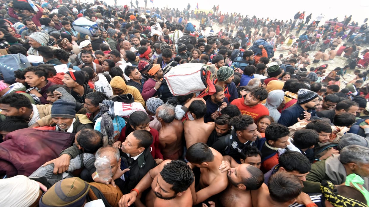 Mahakumbh: On Mauni Amavasya, crores of devotees took a dip in the Sangam