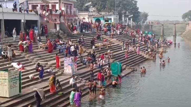 Mauni Amavasya wave of faith surged in Azamgarh devotees dip in rivers security praised