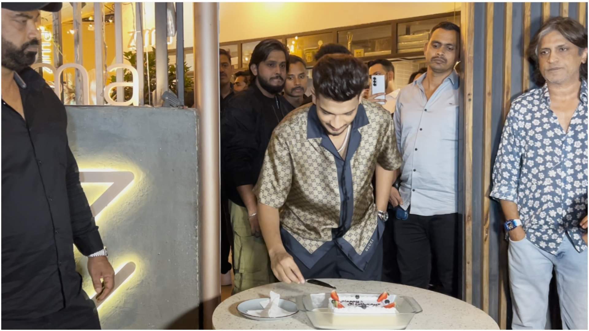 Munawar Faruqui birthday bash these celebs attend party see pics roshini walia eisha singh isha malviya