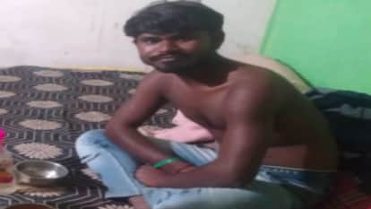 Panna News woman fled with her lover leaving behind her two children also took away jewellery and cash