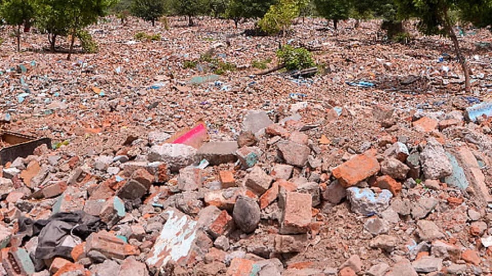 Throwing garbage in Greater Noida will attract a fine of up to 25 thousand