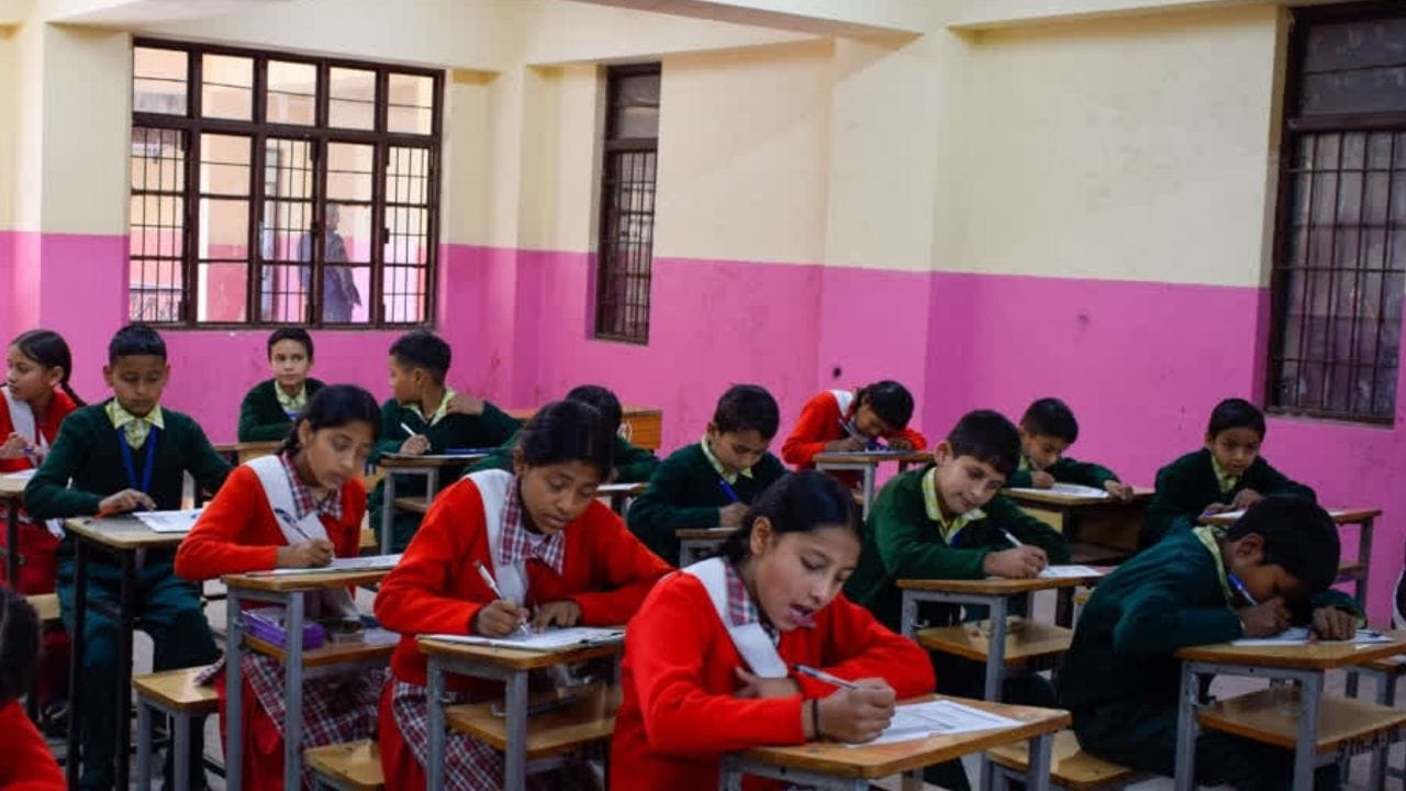 aser report himachal students reading level students best in country