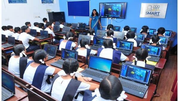 Education Ministry ASER 2024 std third level up 80 pc plus students know smartphone operation