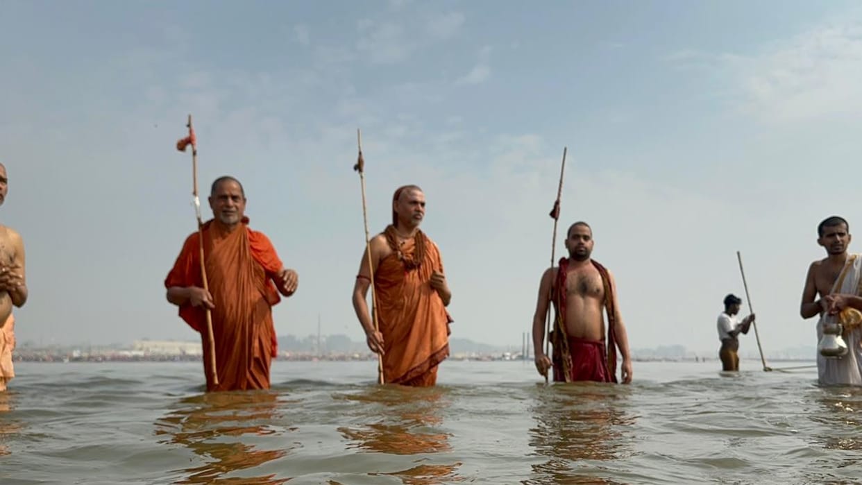 Mahakumbh 2025: Shankaracharya said - taking a dip in Ganga in Amrit Yoga is also auspicious.