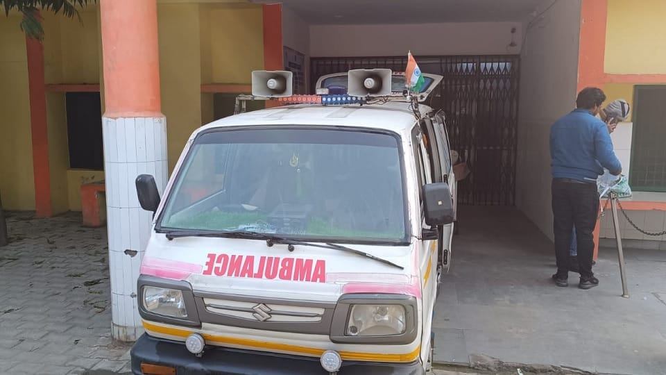Gajraula News: Bike rider student dies after being hit by a canter, companion seriously injured