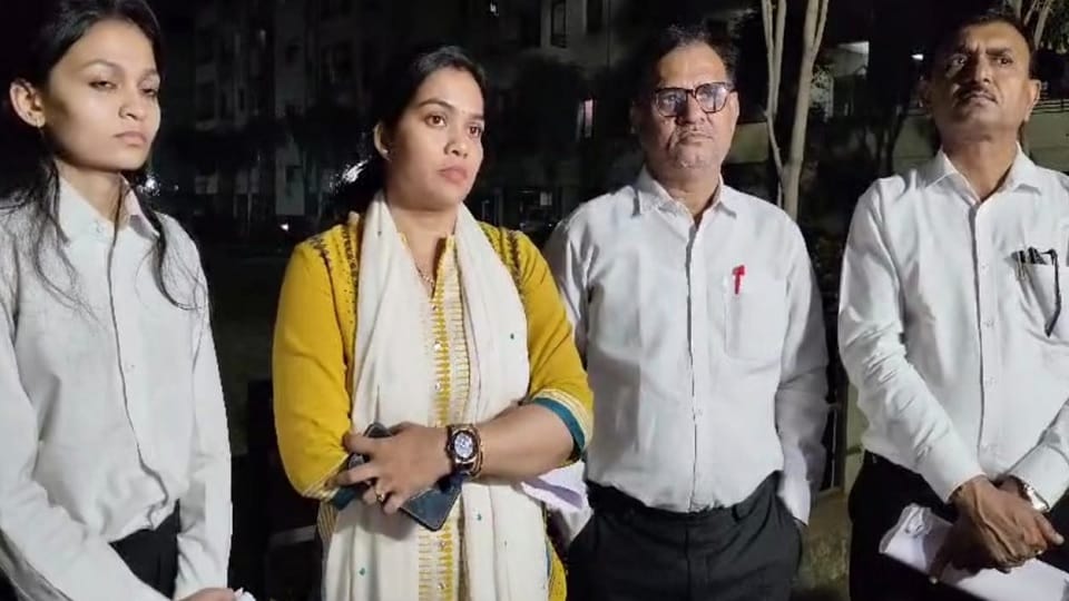 Court orders FIR against two policemen