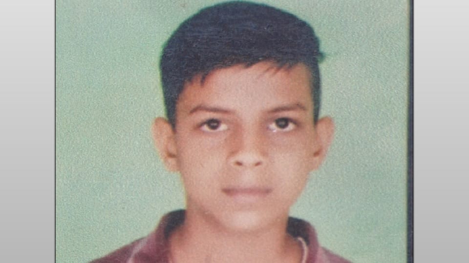 Shamli: Death due to heart failure while riding a scooter, student died due to bike slipping