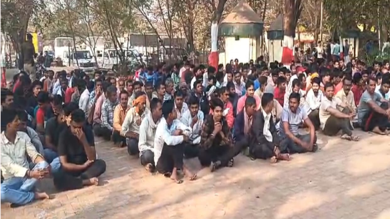 Two thousand people from UP-Bihar, Jammu and Kashmir and other states are in the custody of Raipur