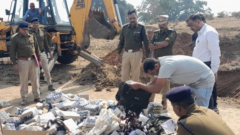 Drugs dumped in police stations in Durg were destroyed