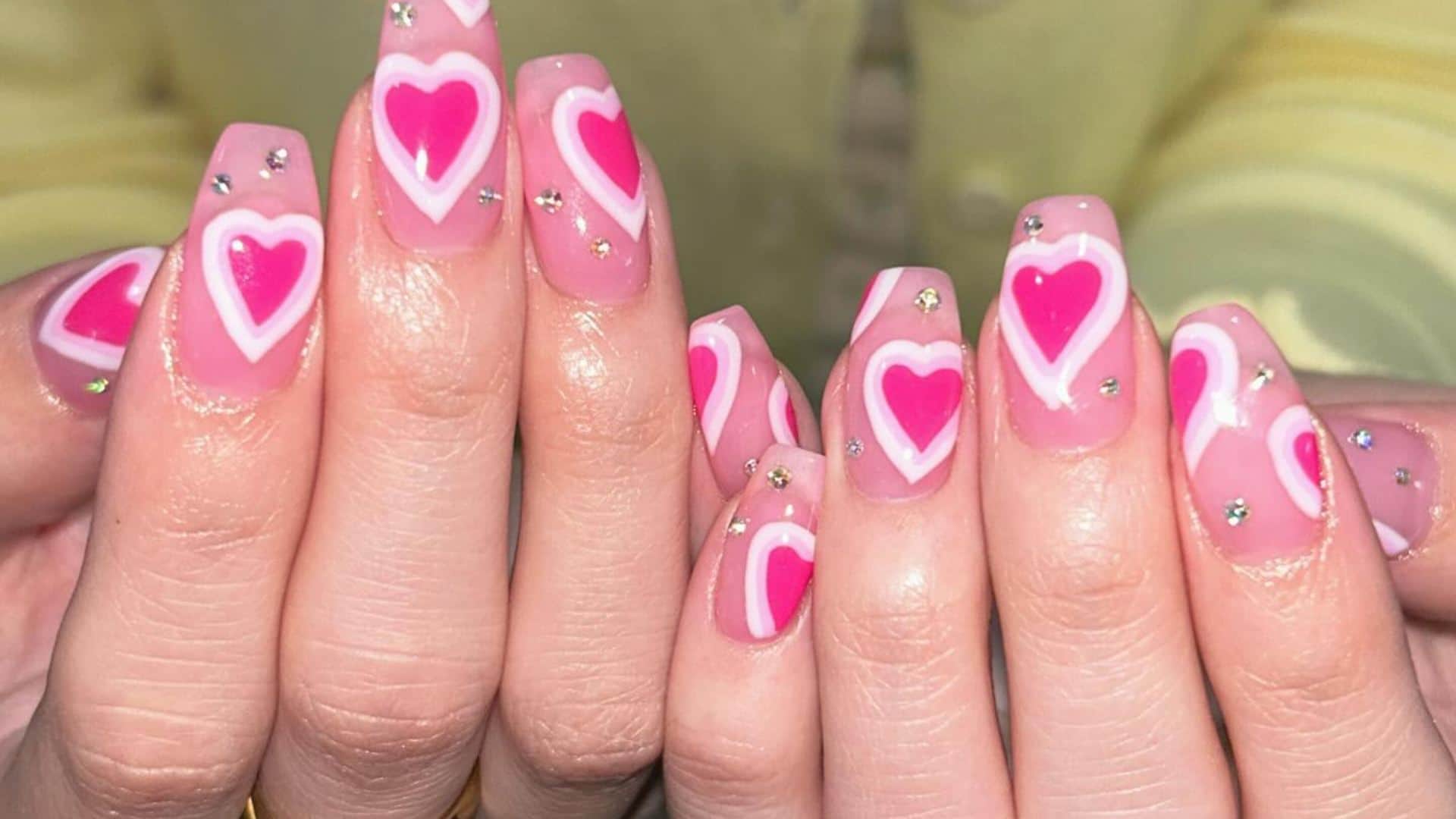 Valentine Week 2025 trendy nail art design for long and short nails