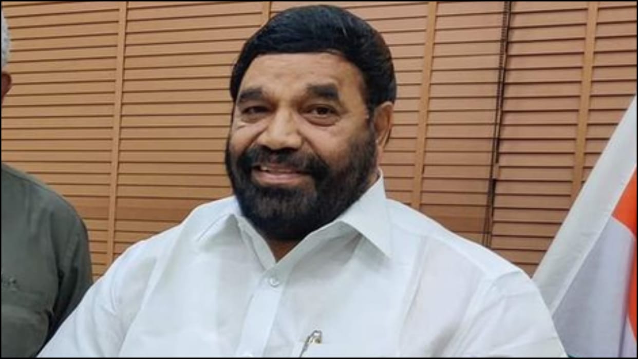 No decision over 'shirt removing custom' in temples, says Kerala Devaswom Minister, News in hindi