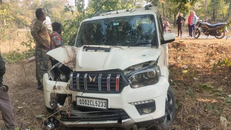 Road Accident: महाकुंभ से भुवनेश्वर लौट रही स्कॉर्पियो अनियंत्रित होकर पेड़ से टकराई, बाल-बाल बचे सभी तीर्थयात