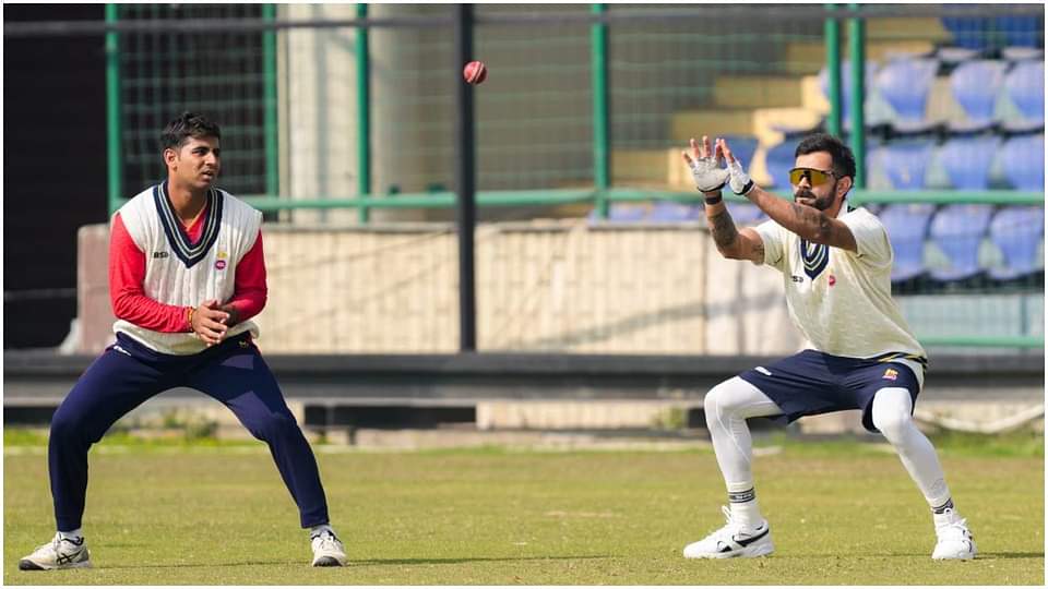 Thousands of people gathered in Arun Jaitley stadium to watch Virat Kohli Delhi Ranji Trophy match